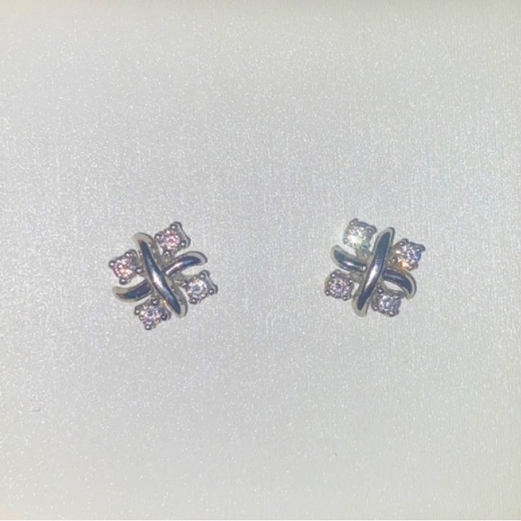 Tiffany Lynn Earrings - Picture 1 of 2